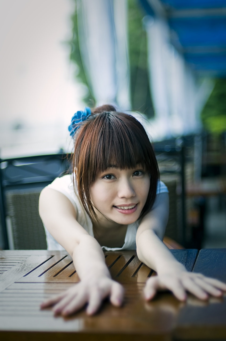 girl-pretty-free-stock-photo-a-beautiful-chinese-girl-posing-9398