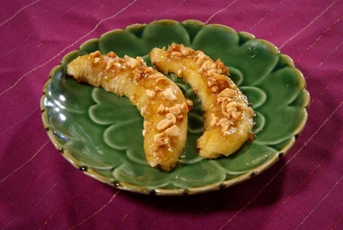Free Stock Photo: Cooked bananas on a green plate