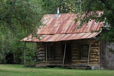 Free Stock Photo: A rustic log cabin