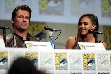 Free Stock Photo: Jessica Alba and Josh Brolin