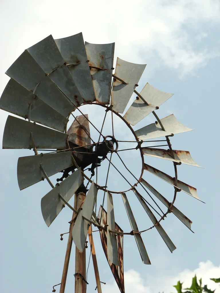 Closeup of an old farm windmill : Free Stock Photo