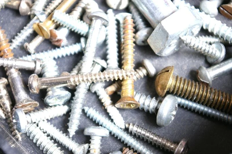 A pile of screws and bolts : Free Stock Photo