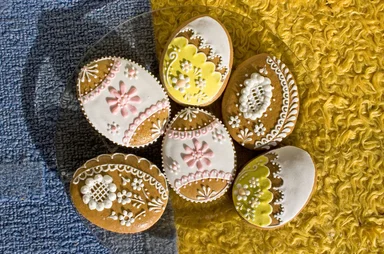 Free Stock Photo: Painted easter eggs in a bowl