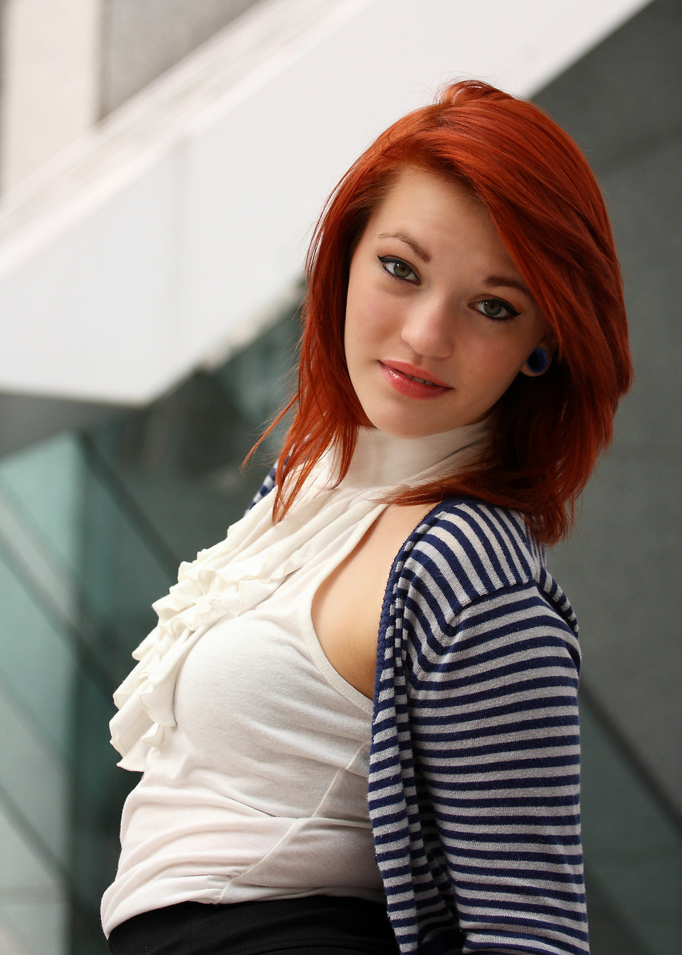 http://res.freestockphotos.biz/pictures/14/14839-a-beautiful-young-woman-in-business-attire-pv.jpg